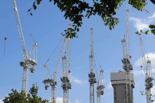 UK construction PMI unexpectedly tumbles to 14-month low