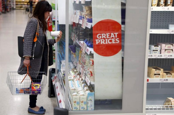 UK retailers suffer worst October since 2008
