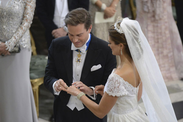 Swedish Princess Madeleine marries New York banker