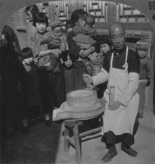 Photos show 1930s China through American eyes
