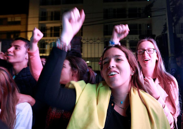 Colombia's peace process faces uncertainty as citizens reject FARC peace