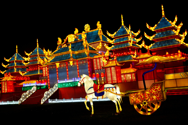 Silk Road lanterns light up British gardens for Lunar New Year