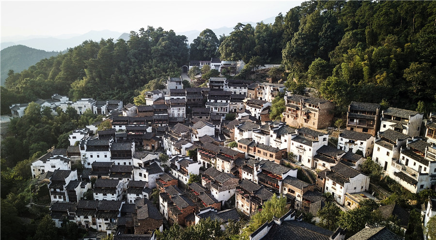 Legends of fall in mountains of Wuyuan town