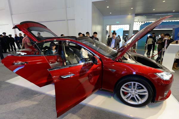 Tesla faces suit over trademark in China