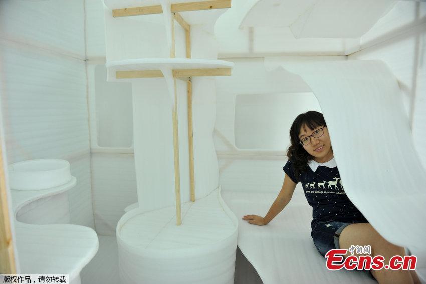Students design 4-square-meter 'capsule' apartment