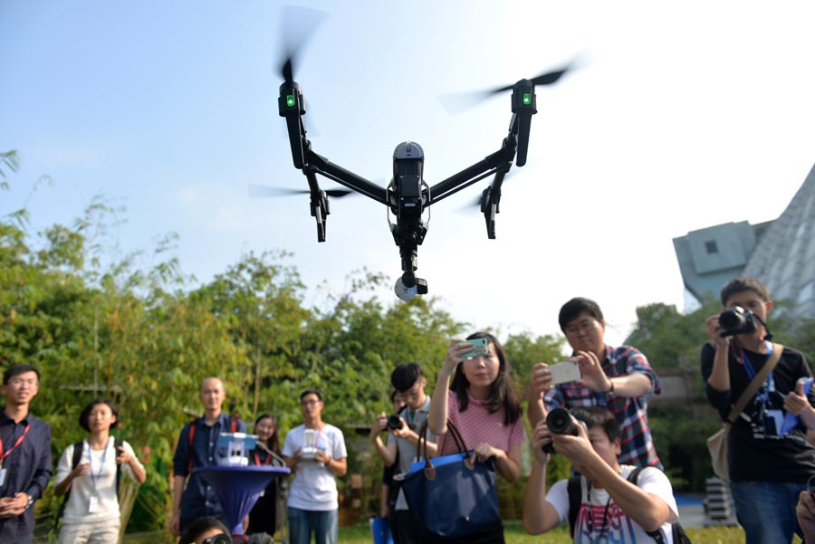 Ultra-high-definition camera drone debuted in Shenzhen