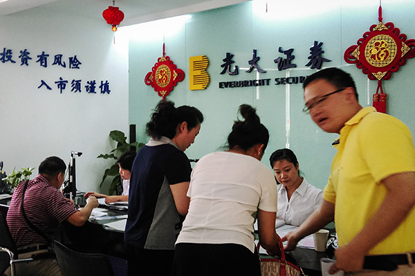Securities firms notch up record gains