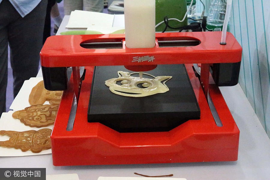 Yummy 3D-printed pancakes a hit at Beijing high-tech expo