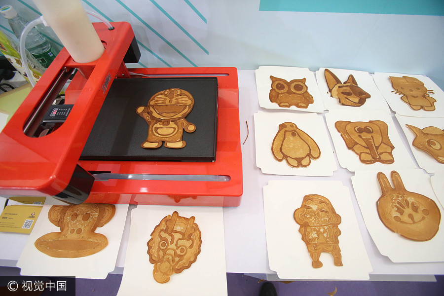 Yummy 3D-printed pancakes a hit at Beijing high-tech expo