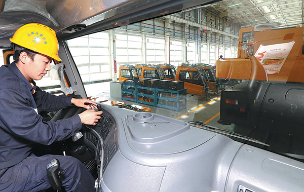 Building equipment sector shifts overseas to get in gear