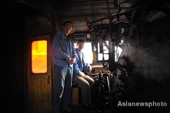 Last steam locomotive retires in NE China
