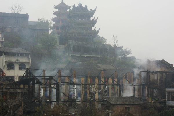 Fire breaks out in Ciqikou ancient town