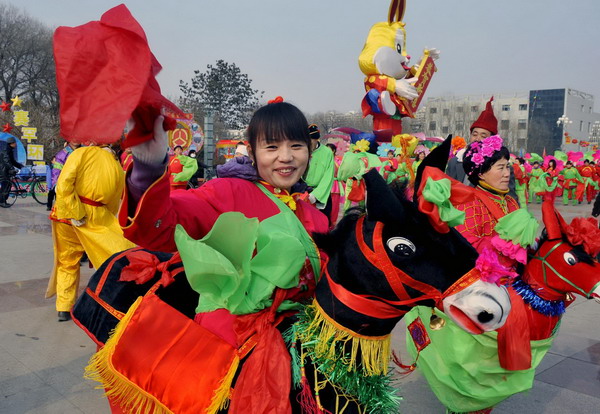 China revels in Lantern Festival