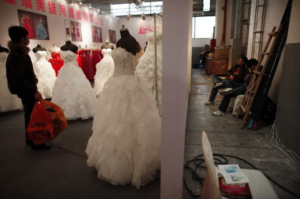 Int'l Wedding Expo opens in Shanghai