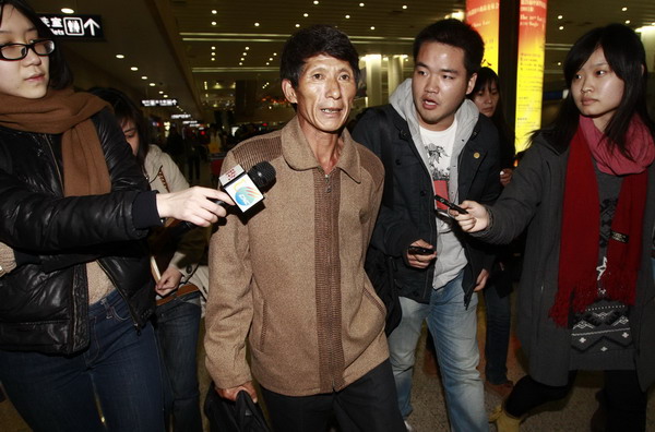 7 sailors released by pirates arrive in Shanghai