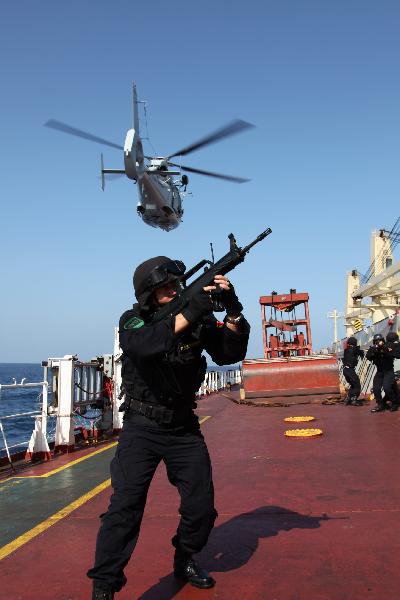 PLA Navy carries out anti-piracy drill in Gulf of Aden