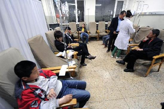 Over 200 sickened by food poisoning in N China