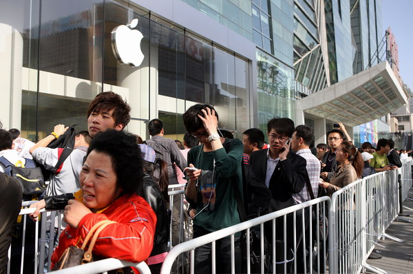 iPad 2 frenzy hits China