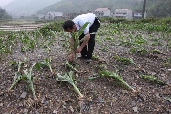 From drought to floods and mudslides in C China