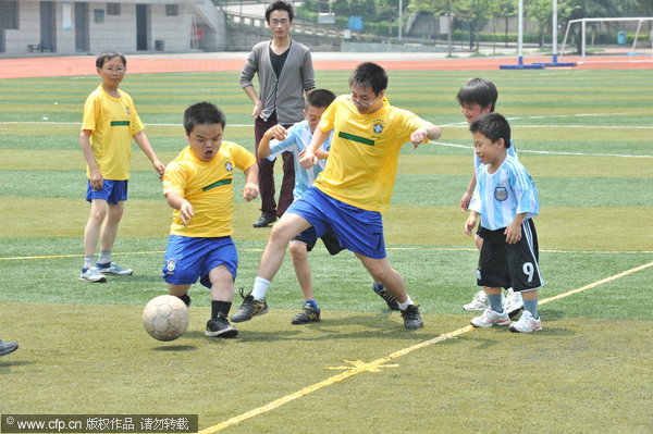 Height no obstacle on soccer field