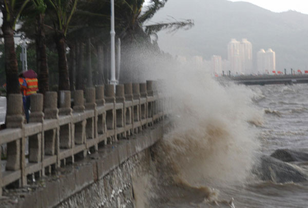Tropical storm Haima lands on S China