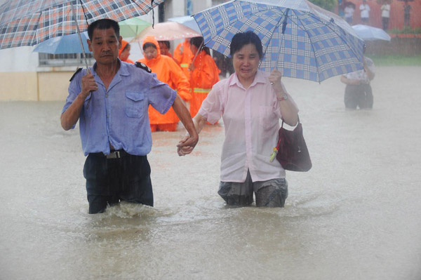 Torrential rain hits city in E China
