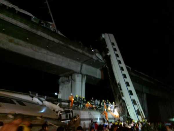 Train accident kills 22; over 100 hospitalised