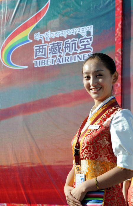 Tibet's first local-based airline jets off