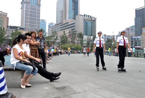 Law and order on roller blades in SW China city