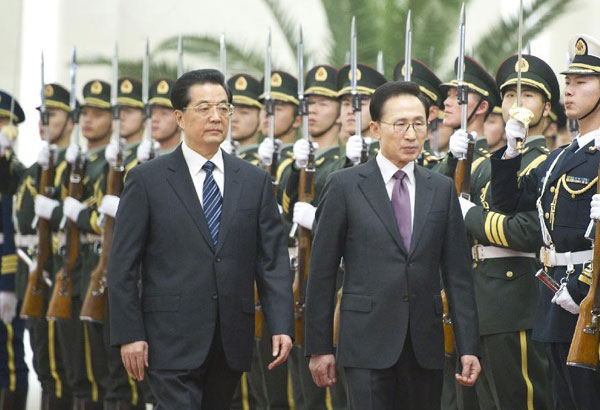 Hu says China supports dialogue between DPRK, ROK