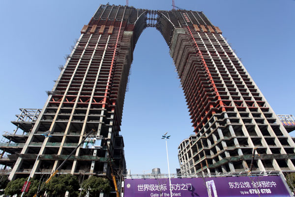 China's Arc de Triomphe towers in Suzhou