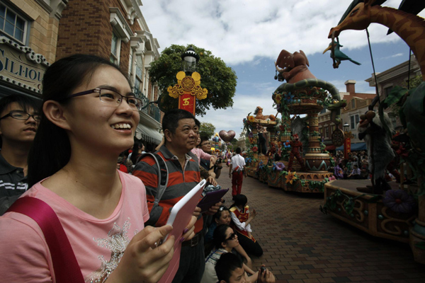 Hong Kong Disneyland reports first profit