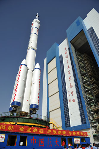 Shenzhou X spacecraft ready for June launch