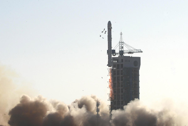 China successfully launches experimental satellite