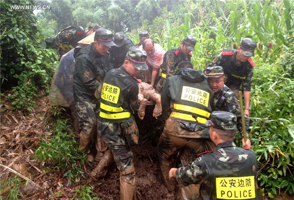10 dead, 10 missing after Yunnan mudslide