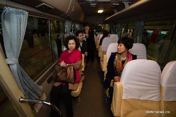 NPC deputies from Inner Mongolia arrive in Beijing