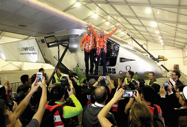 Solar Impulse 2 lands in Nanjing