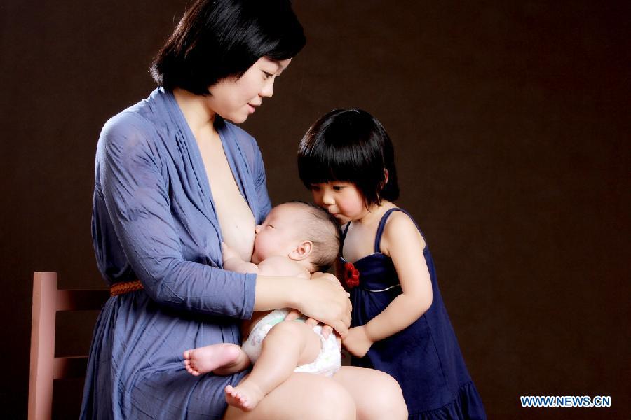 National breastfeeding awareness day marked in China