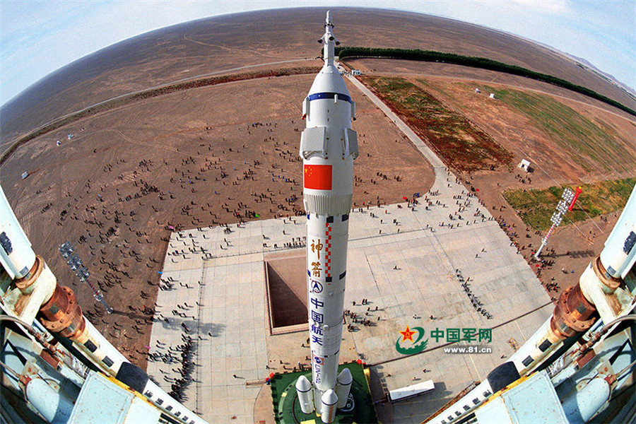 China's Shenzhou spaceship: A proud family