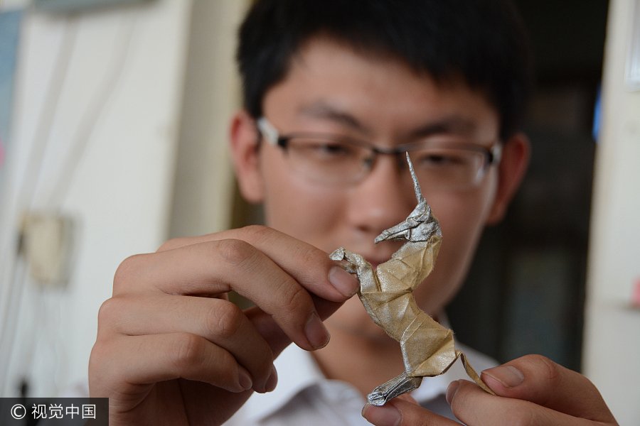Creativity was the key: Middle school grad accepted by Harbin tech institute