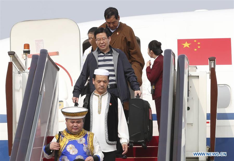 Delegates to CPC national congress arrive in Beijing