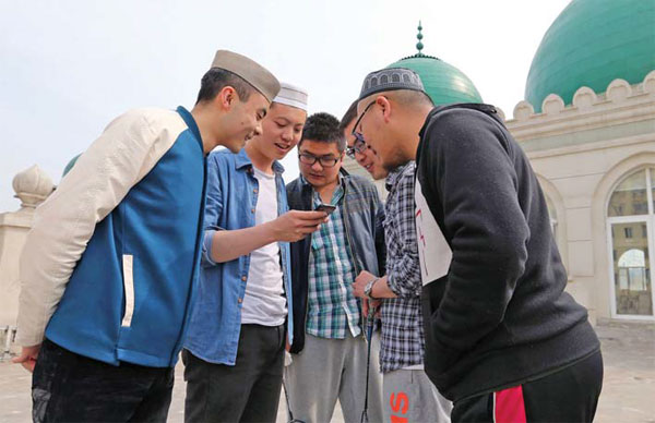 Generation of new imams preach peace