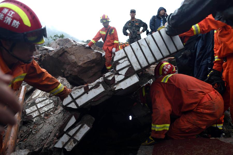 1 dead, 26 missing in East China landslide