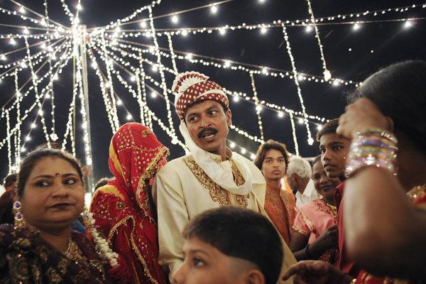 Mass marriage ceremony held in Karachi