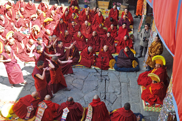 Test elevates eight to top ranks of Tibetan monks