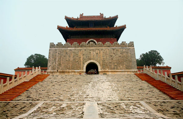 The Western Qing Tombs: history on the outskirts