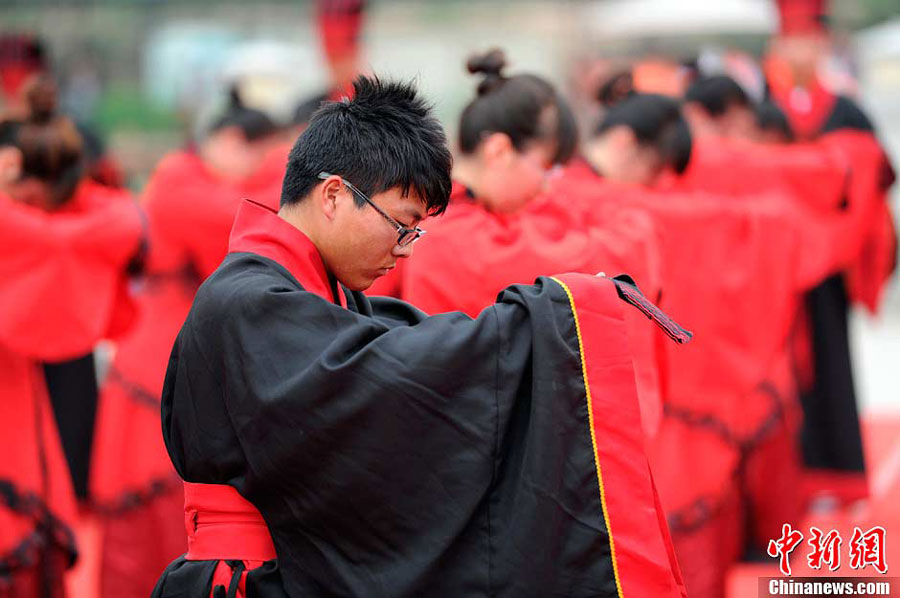 Ancient coming-of-age ceremony revived in Xi’an