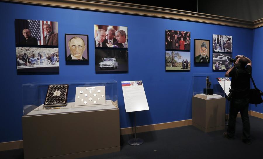 World leader portraits by Bush on display