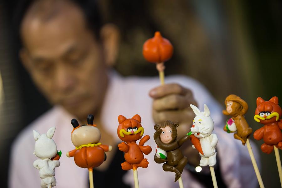 Folk art workshop held for children to greet Spring Festival in Macao