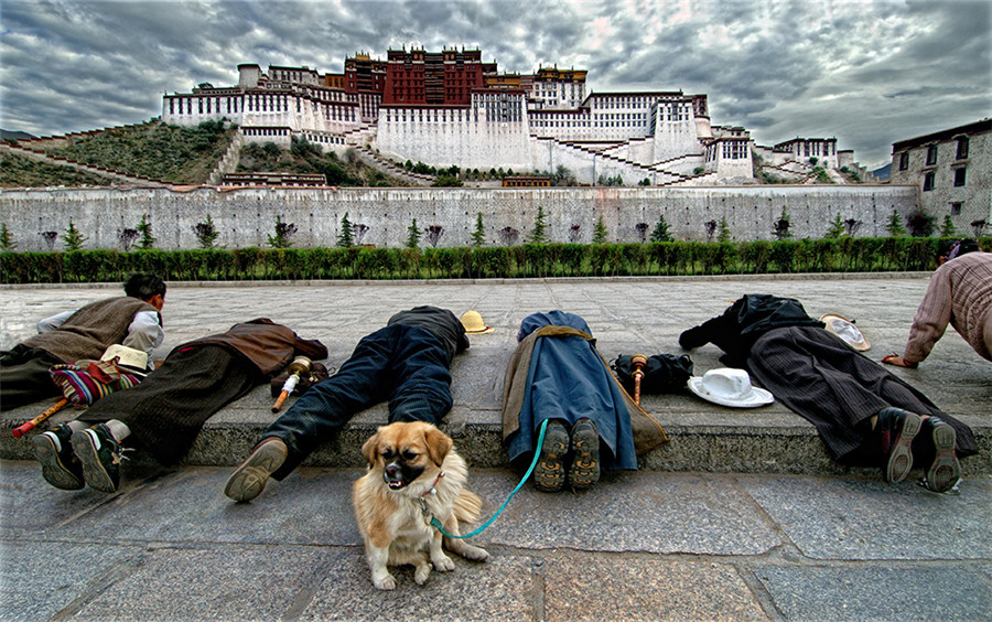 China in the eyes of foreign photographers